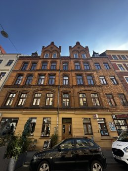 25_08_avison_young_t~hrfamilienhaus.jpg
