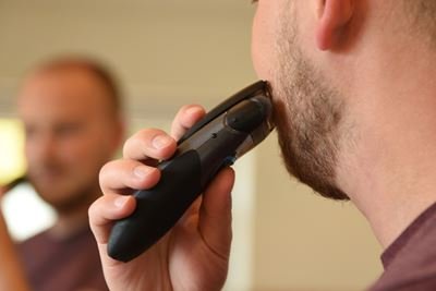 TS-PR-26019-PS-Elektrischer Rasierer.jpg