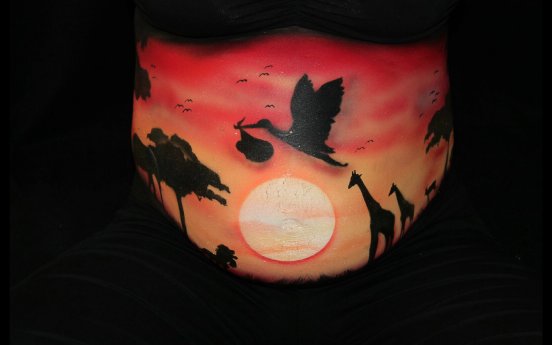 Bild2 PM_Bodypainting Unterwasserwesen + Babybauch_Foto Mirko Gerwenat.png