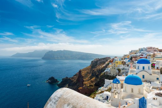 Santorin_Shutterstock.jpg