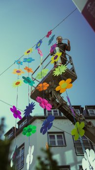 KoblenzStadtmarketing_Blumengirlande (5).jpg