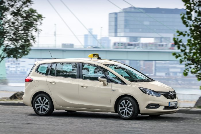 Opel-Taxi-504062.jpg