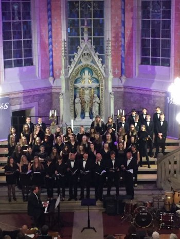 Jugendchor 2019.jpg