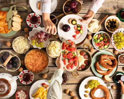 Frauentagsbrunch Querformat.jpg