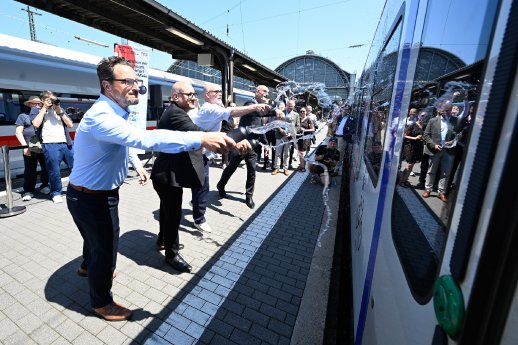 20260622_RMV_DemokratieWagen2.jpg