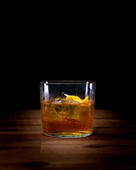 Bild 3 Vecchio Amaro Grapefruit Negroni_Siegerdrink (2).jpg