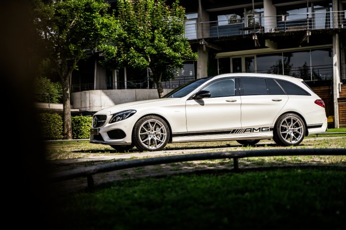 Barracuda_Inferno_Mercedes-AMG_C43_T_S205_03.jpg