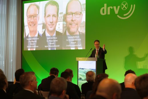 Deutscher Raiffeisentag-Mitgliederversammlung.jpg