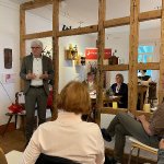 Landesobmann Klaus Hoffmann, begrüßt die Gäste im Feierabendziegelmuseum in Bad Herrenalb.