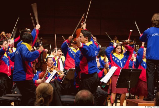 Youth Orchestra of Caracas.gif