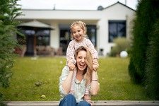 Wohngebäudeversicherung: uniVersa erhält Qualitätsurteil 