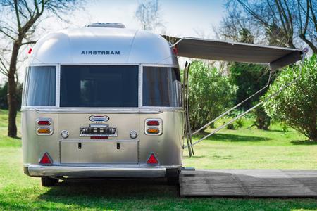 Airstream 684