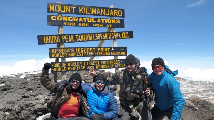 Kilimanjaro_Gipfel_Pressebild.JPG