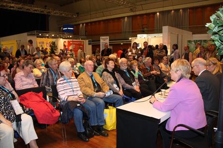 Diskussionsrunde im Patienten-Forum auf der diabetestour