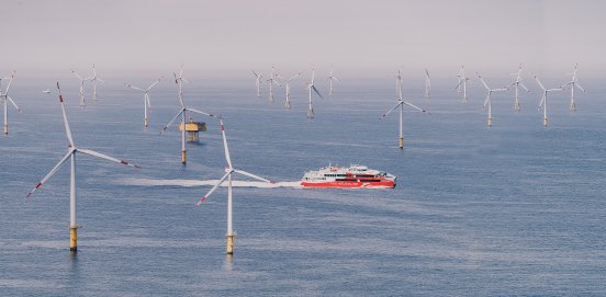 FRS Helgoline_Halunder JEt_Offshore_Copyright FRS Helgoline - Foto Raake_Filter.jpg