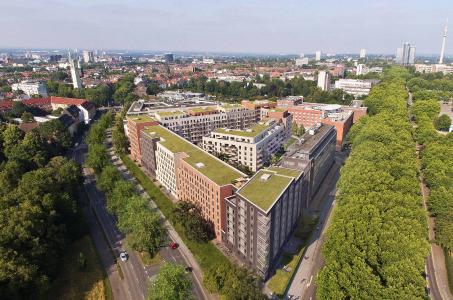 Quartierüberblick aus Vogelperspektive, behome-Apartments im Vordergrund links (REVITALIS/ cube Visualisierungen)