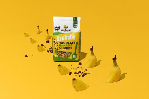 barnhouse_krunchy_chocolate_banana_chuncks_half_cut_banana_pack.jpg