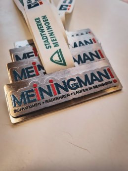 Medaillen_Meiningenman (2)_upscayl_2x_realesrgan-x4plus.png