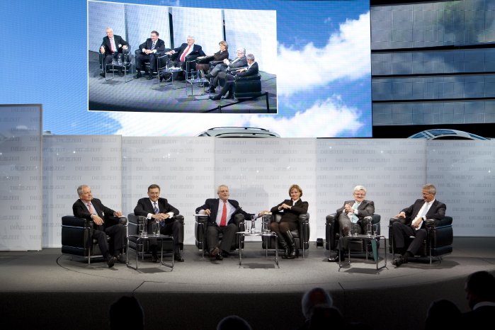 ZEIT Konferenz Zukunftsgipfel 2009 auf dem BMW Stand der IAA, 14.9.09, Plenum 1 Nachhaltigkeit. (v.l