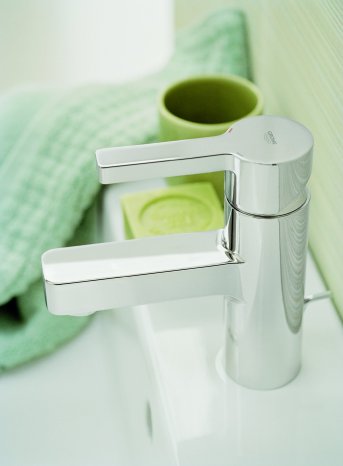 7 Lineare mit GROHE SilkMove®.jpg