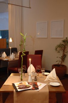 1231753568Mercure_Stuttgart_City_Center_Restaurant[1].jpg