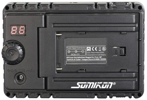 PX-8854_2_Somikon_Foto-_und_Videoleuchte_FVL-1420.d_mit_204_Tageslicht-LEDs.jpg