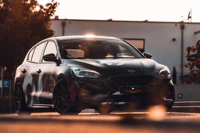Osman Focus ST mit Logo