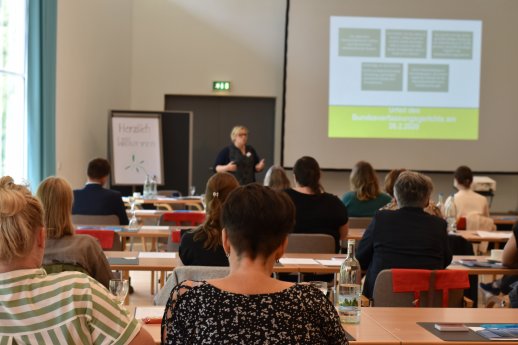 Klinikzentrum Bad Sulza lud zur Sozialarbeitertagung_Petra Lulei.JPG