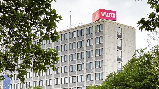 86Grad Walter Halit.jpg