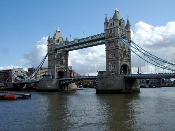Tower Bridge600.jpg