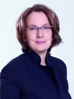Dr. Stella A. Ahlers_Vorsitzende des Vorstands_Ahlers AG.jpg
