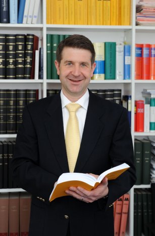 Rechtsanwalt Klaus Frankfurth.jpg