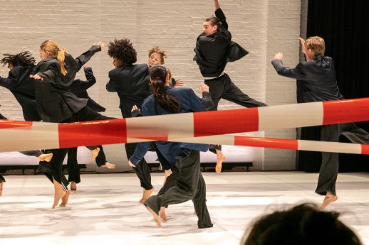 web_Junge_Stücke_2025©Jonas_Zeidler1252355 Kopie.jpeg