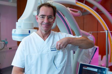 Dr. med. Hiller Moehlis im Herzkatheterlabor im Klinikum Darmstadt