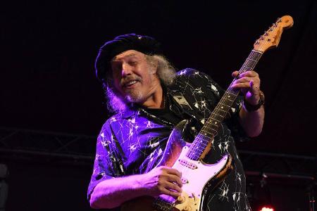 Mick Pini: Picasa, Wanke