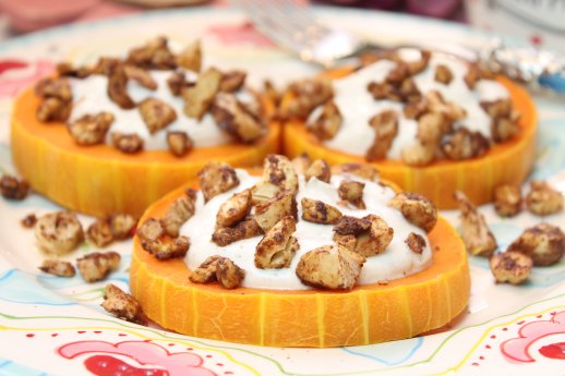 Butternut-Taler mit Spekulatiusnüssen.jpg