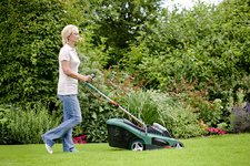 Back-friendly lawn mowing 