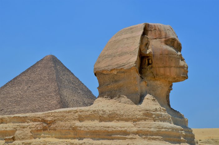 Sphinx_Cheops-Pyramide_(c) Barbara Kreißl.JPG