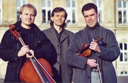 PM_Weihnachtskonzert - das Philharmonische Klaviertrio Stuttgart am 26. Dezember im Kurhaus.jpg