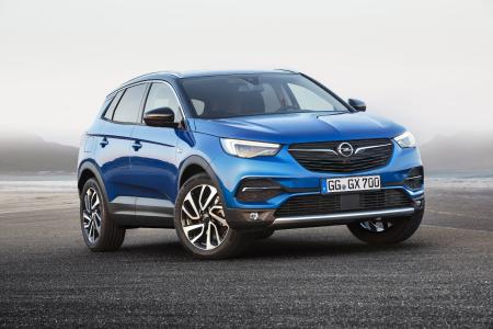 Unwiderstehlich: Der neue Grandland X nimmt eine Schlüsselrolle in der Opel-Produktoffensive "7 in 17" ein. Im aktuellen Jahr bringt Opel so sieben neue Fahrzeuge auf den Markt