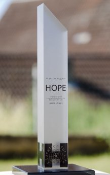 Hope_Award Jesica Schwarz.jpg