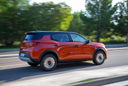 OpelFrontera (7).jpg