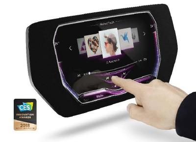 Weltweit erstes Touch-Display mit dreidimensionaler Oberfläche mit der höchsten Auszeichnung "Best of Innovation" prämiert