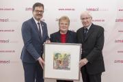 Die Preisträger des Pflegepreises Erika und Franz Brodesser mit Laudator Oliver Merkelbach (li.)