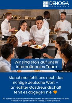 Hochformat Internationales Team .png
