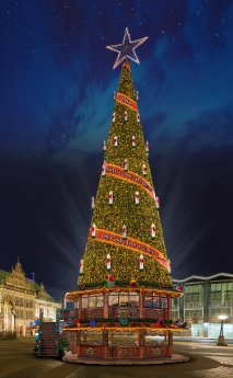 1 Weihnachtsbaum mit Gastronomie ca 45 Meter Cranger Weihnachtszauber.jpg