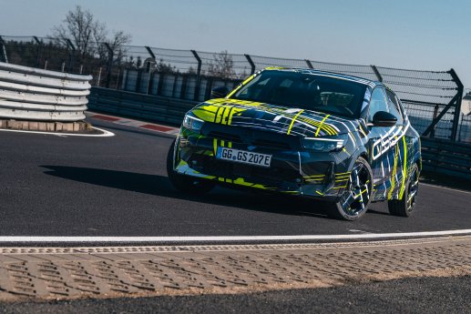 OpelCorsaGSE (1).jpg