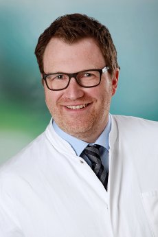 Dr. Fabian Heuser.jpg