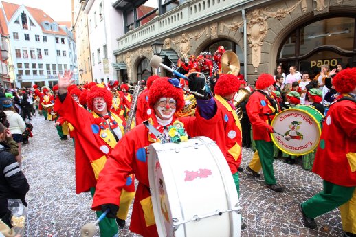 Konstanz-Fasnacht-Fanfarenzug-Clowns-Winter-2017_Copyright_MTK-Aurelia-Scherrer.JPG