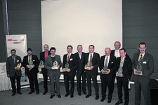 Insgesamt zehn Unternehmen erhielten am gestrigen Abend den MM-Logistik-Award.In den Kategorien Technik,Sicherheit und Ergonomie bei Flurförderzeugen sowie in den Kategorien Fördern,Lagern,Kommissionieren,Verpacken,Verladen,Identtechnik und Software wurden Produkte und Lösungen ausgezeichnet,die dem Kunden einen besonders hohen Nutzen bieten